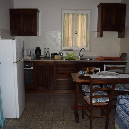Апартаменты Sa Domitta Di Suiles Ольбия Экстерьер фото
